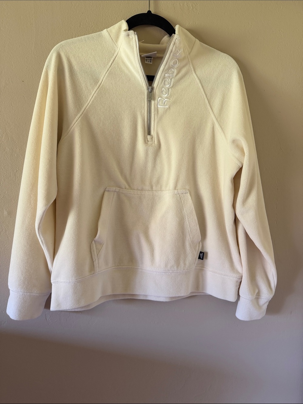 Reebok Women’s New Heritage Velour Cream Half-Zip Pullover Size Small